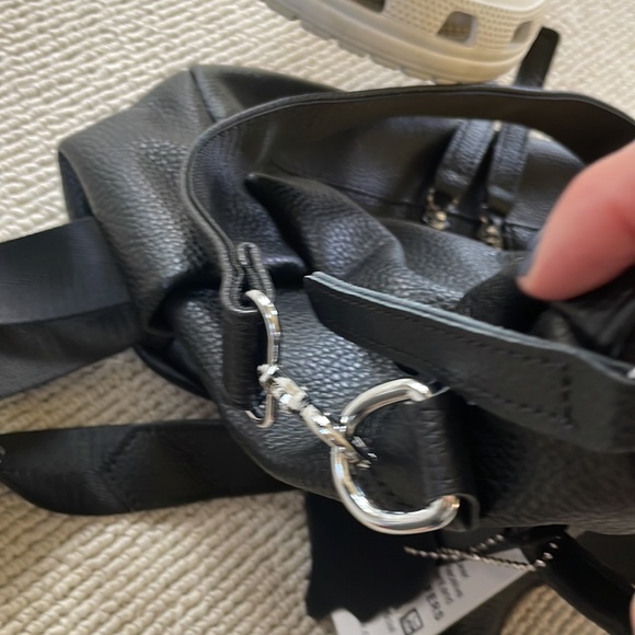 🌿NWT Black genuine leather backpack / shoulder bag🌿 - Picture 6 of 6